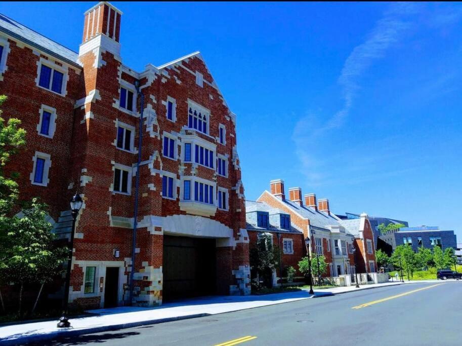 Апартаменты Golden Gem In Heart Of East Rock Quiet 3Br Near Dt And Yale Нью-Хейвен Экстерьер фото