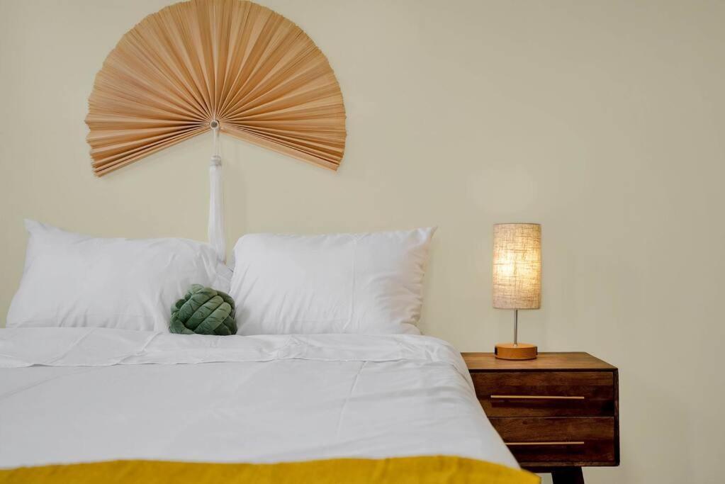 Апартаменты Golden Gem In Heart Of East Rock Quiet 3Br Near Dt And Yale Нью-Хейвен Экстерьер фото